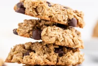Irresistible Vegan Peanut Butter Oatmeal Cookies