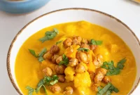 Creamy Roasted Cauliflower Sweet Potato Soup