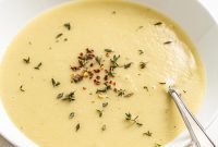 Creamy Vegan Potato Leek Soup