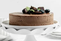 Luscious Vegan Chocolate No-Bake Cheesecake