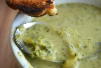 Velvety Vegan Broccoli Cheese Soup