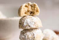 Melt-in-Your-Mouth Vegan Pecan Snowballs