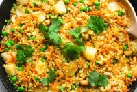 Golden Pineapple Cashew Cauliflower Rice