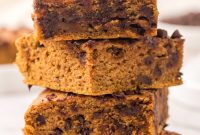 Spiced Vegan Pumpkin Chocolate Chip Bars