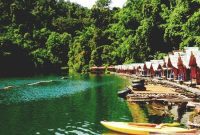 Chiew Lan Lake: Khao Sok’s Verdant Wonderland