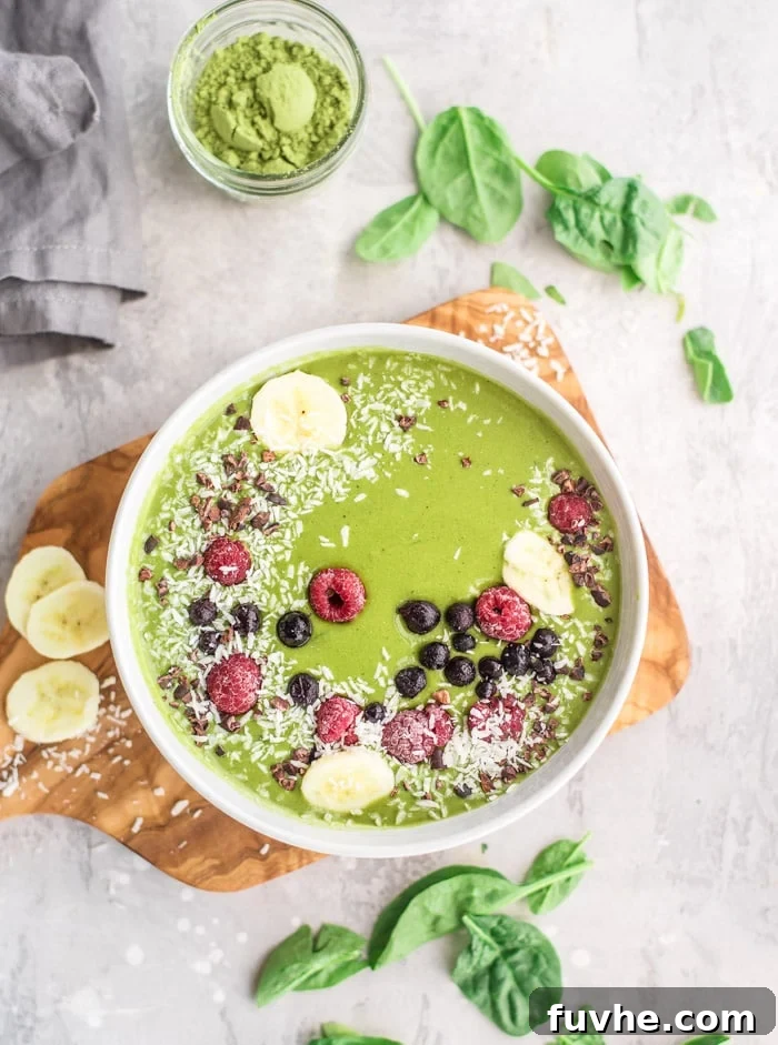 Vegan Matcha Smoothie Bowl: A Deliciously Healthy Green Tea Blend