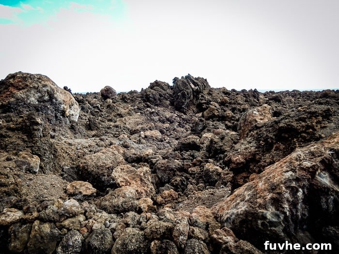 Unforgettable Maui Experiences 14 Hiking King's Highway on Maui - Running on Real Food