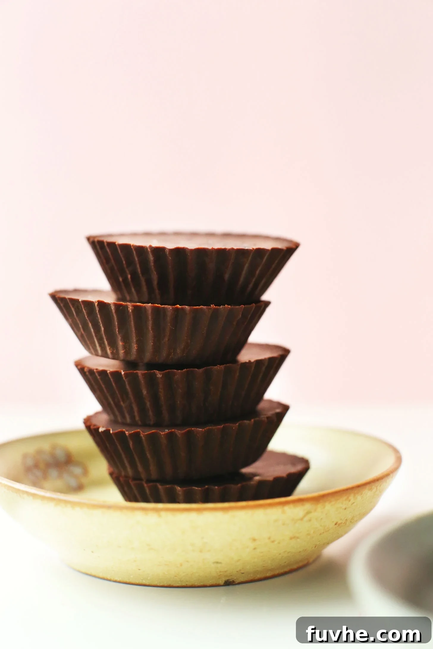 How to Make Easy Vegan Homemade Chocolate